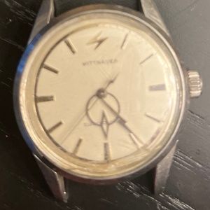 Men’s wittnauer watch face